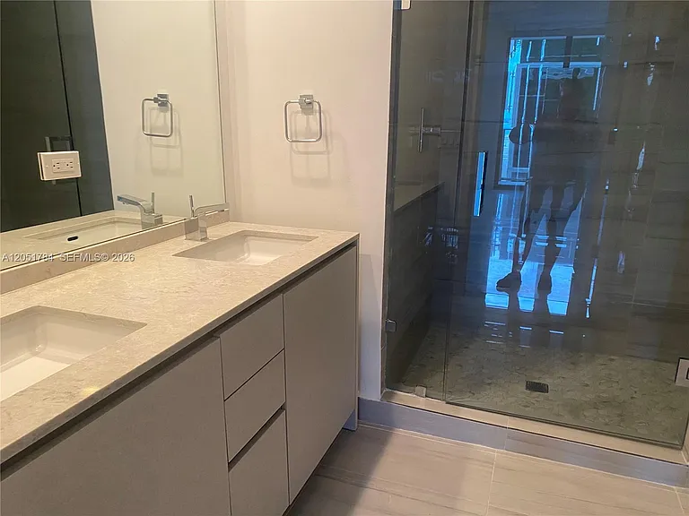1010 Brickell Ave #1403 — Photo 21