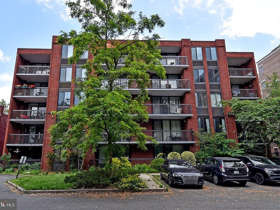 1st image of 1318 22nd St NW APT 207