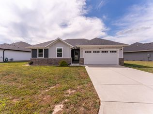 3843 N Spring Branch Ave, Springfield, MO 65803