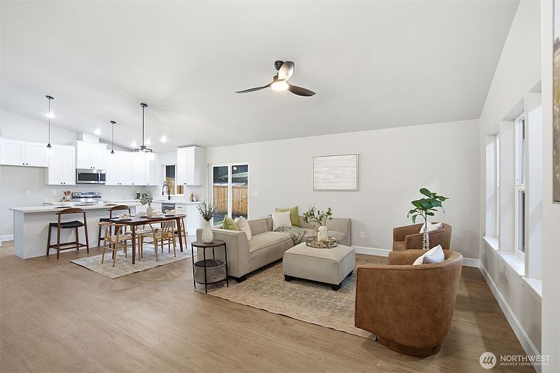 4th image of 5909 257th Street E
