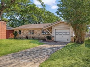 2922 Stafford Dr, Denison, TX 75020