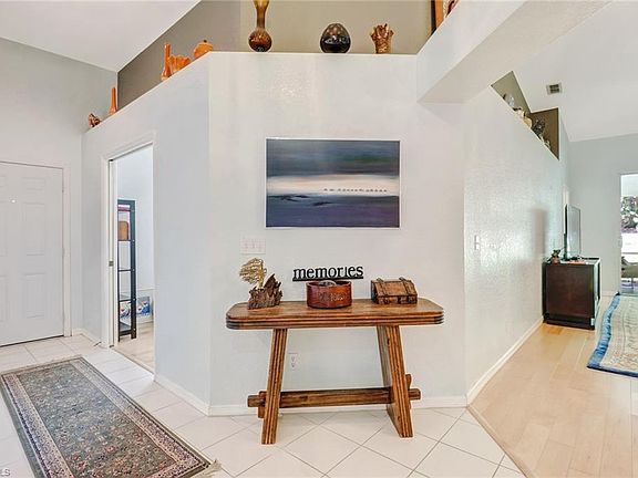 3rd image of 1668 Royal Cir #201