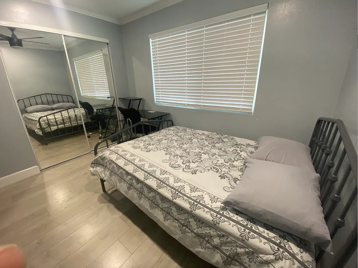 1 bed, $1,300 — Photo 3