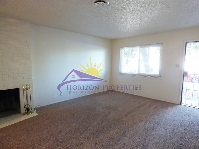 1430-1432 Topaz Way — Photo 4