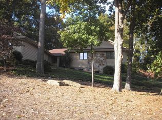 475 Knoll Woods Dr, Roswell, GA 30075