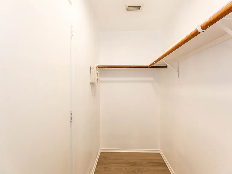 12870 Gillon Dr — Photo 23