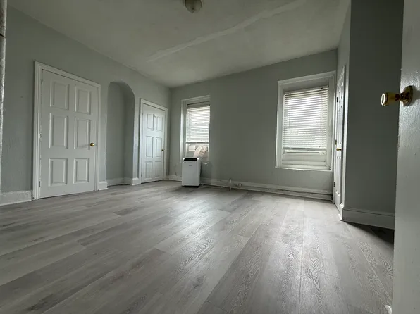 1713 W Oxford St APT 3F, Philadelphia, PA 19121