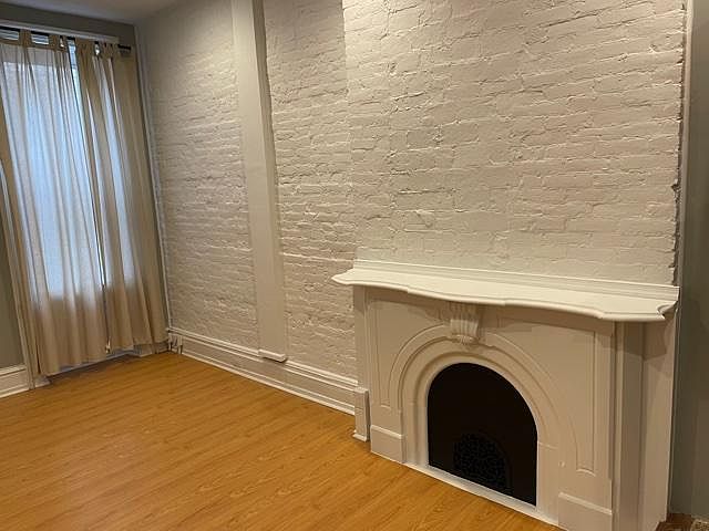 1st image of 921 N 15th St Floor 1