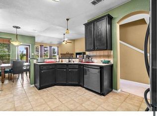 9613 Links Fairway Dr, Rowlett, TX