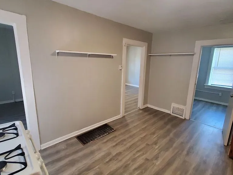 1532 S 13th St. (Duplex + Back Cottage) — Photo 7