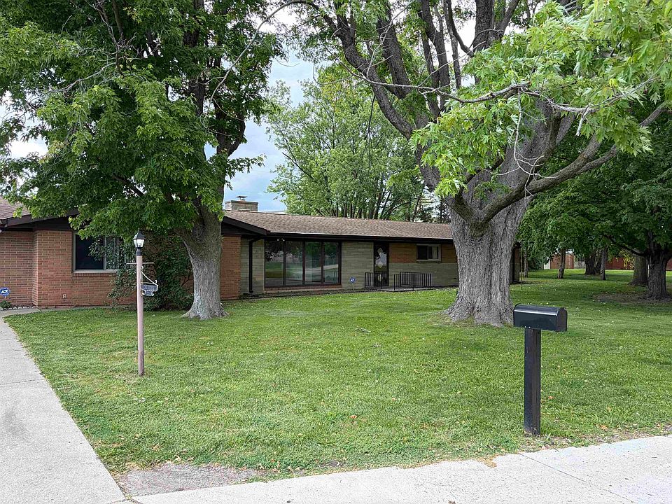 1st image of 236 Eastland Dr