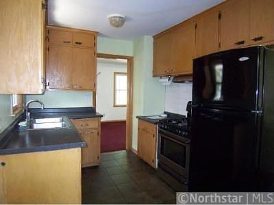 3rd image of 2124 Suburban Ave