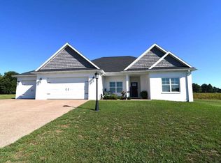 4436 Hibiscus Ln, Evansville, IN 47725