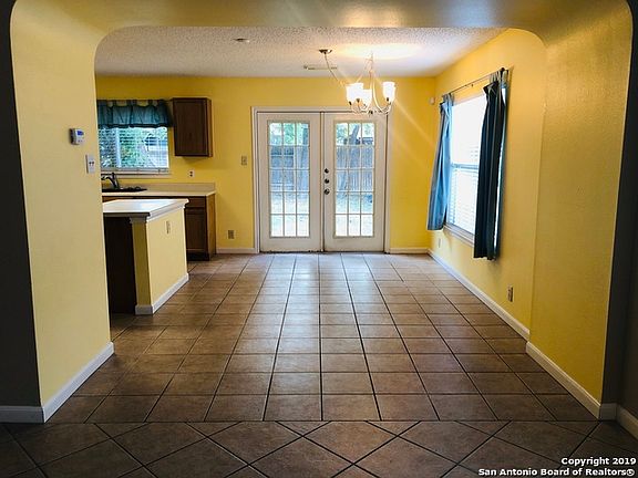 5th image of 10410 Westfield Pl