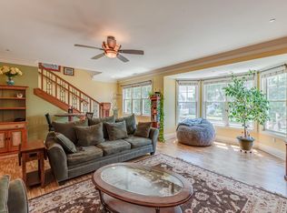 822 E Hamilton St #3, Milwaukee, WI 53202