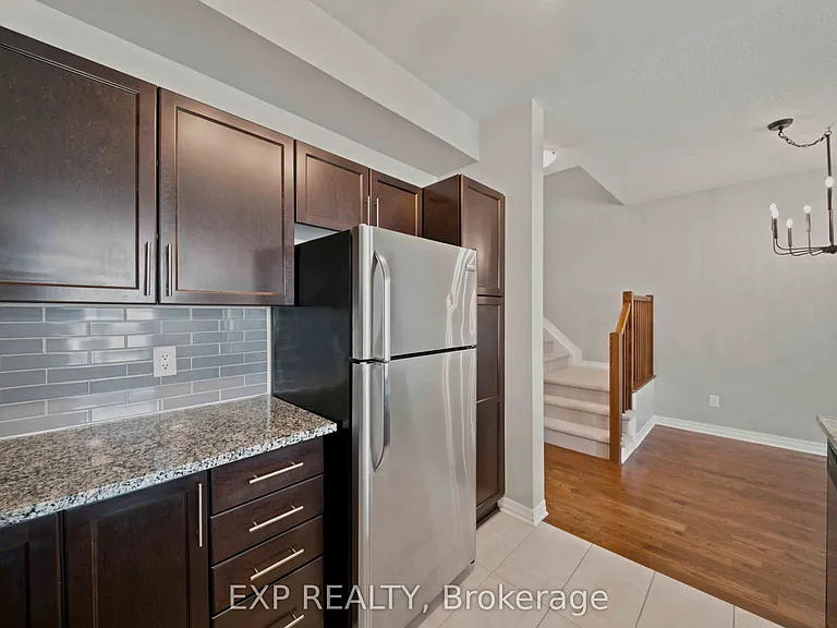 615 Spring Valley Dr — Photo 7