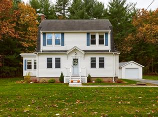 36 Pine St, Tewksbury, MA 01876