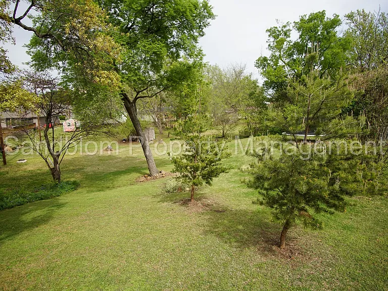 3549 S Richmond Ave — Photo 18