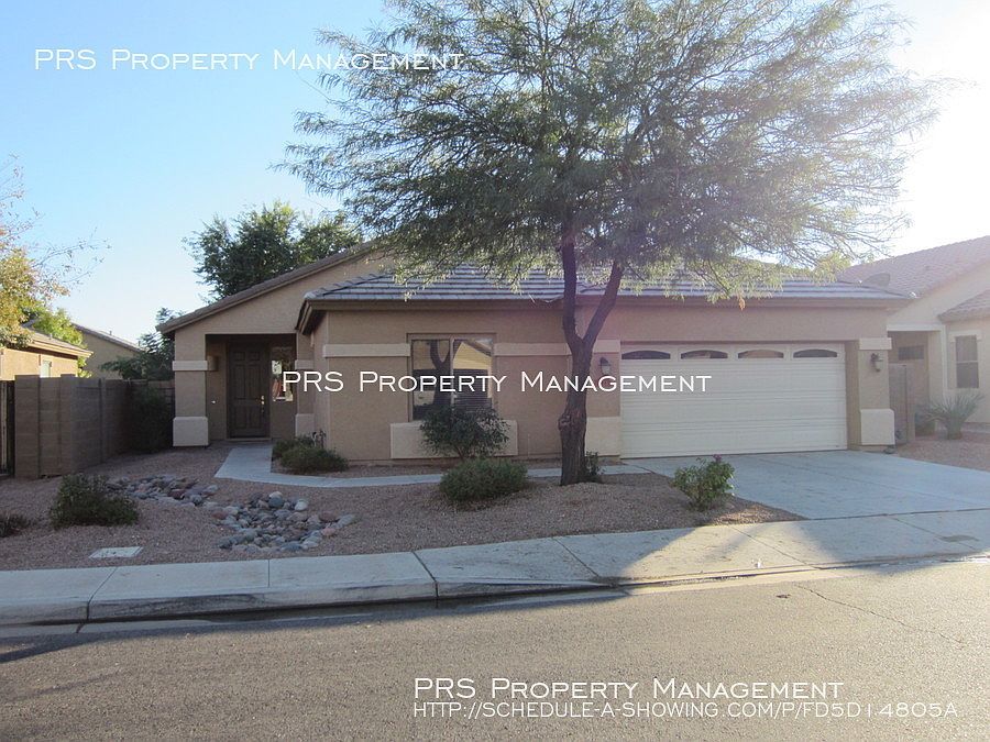 1st image of 4415 E Cherry Hills Dr