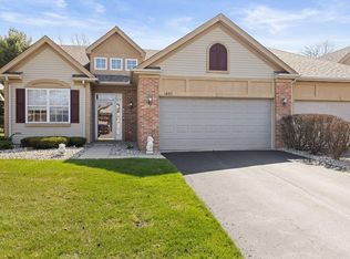 1437 Schaller Ln, Dyer, IN 46311