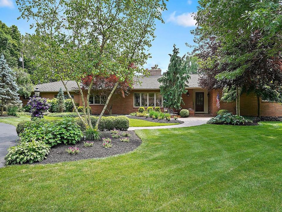 1st image of 541 Tucker Dr