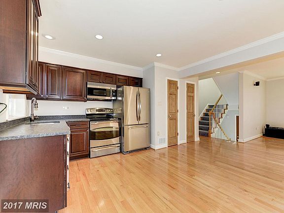 5th image of 3236 Ledbury Ct