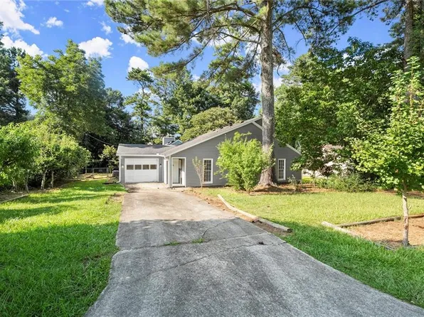 2580 Snake Ct, Ellenwood, GA 30294