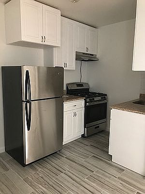 2nd image of 455 E 116th St #2