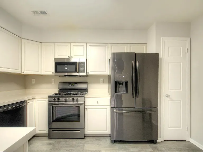 4402 Aberdeen Ln — Photo 20