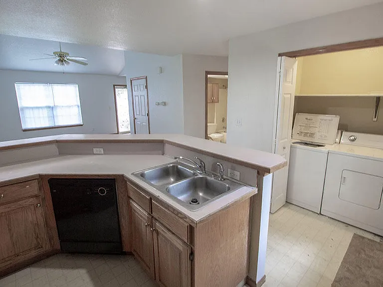 5342 Godas Cir — Photo 7