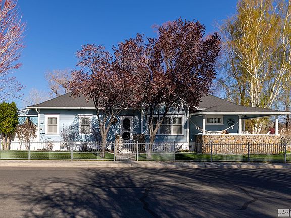 2nd image of 1610 Mono Ave