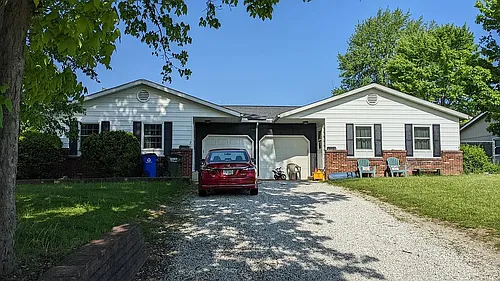10031 Hazelton Rd Photo 1