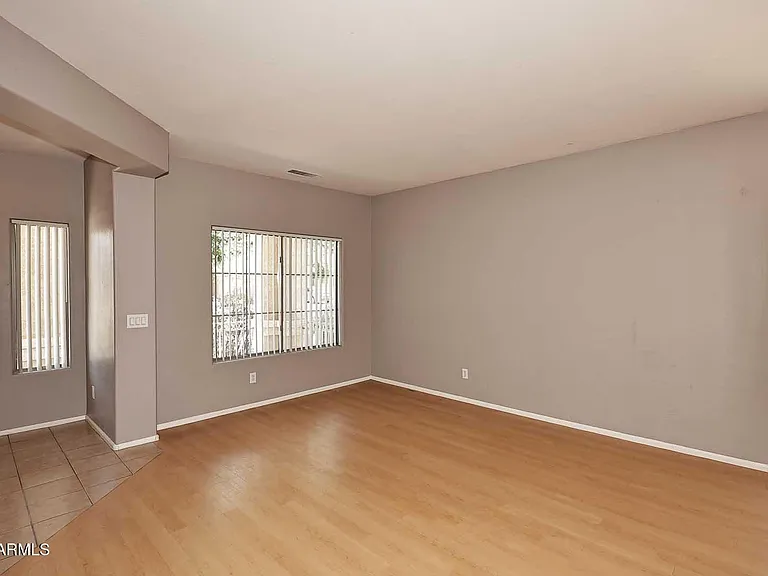 17430 W Yavapai St — Photo 8