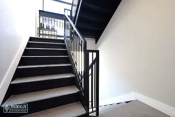 Rented by null | media 19