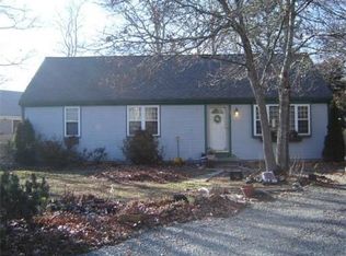 25 Worcester Ln, Hyannis, MA 02601