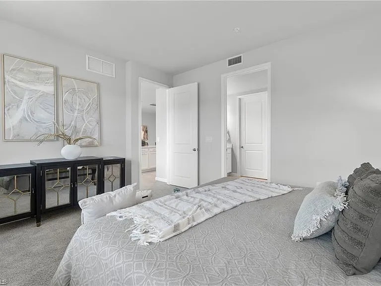 4676 Arboretum Cir #102 — Photo 13