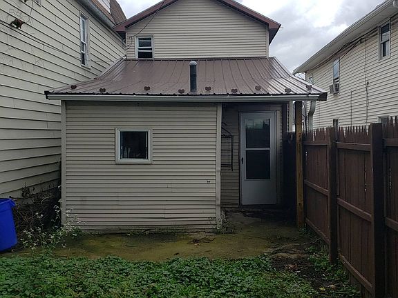 2nd image of 549 N Franklin St #549