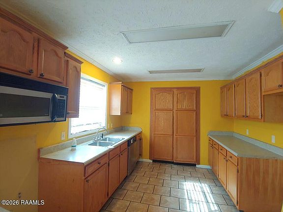 5th image of 104 Schoeffler Rd