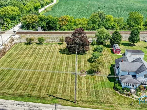 115 Bierley Ave, Pemberville, OH 43450