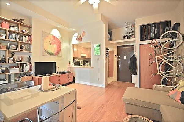 Rented by Maz Group NY | media 24