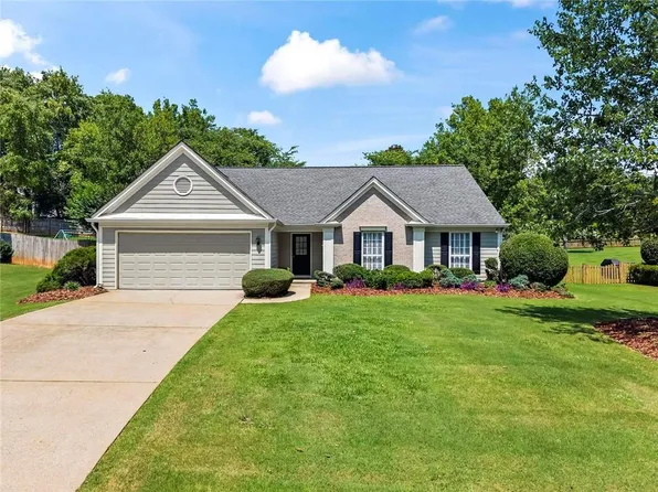 3445 Lakeheath Dr, Cumming, GA 30041