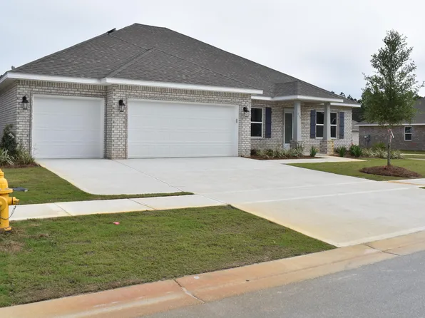 173 Picnic Pl, Freeport, FL 32439