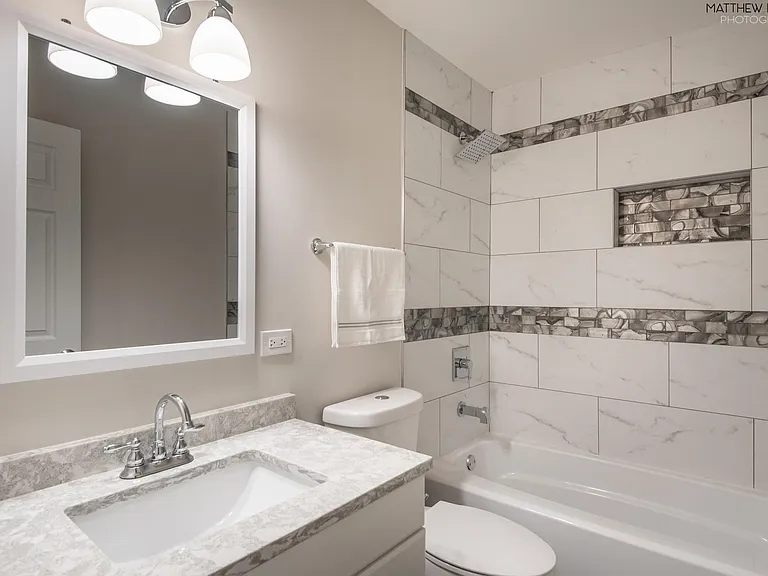5721 Circle Dr #204 — Photo 10