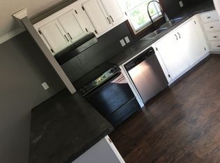 11412 Maple Ct, Allendale, MI 49401