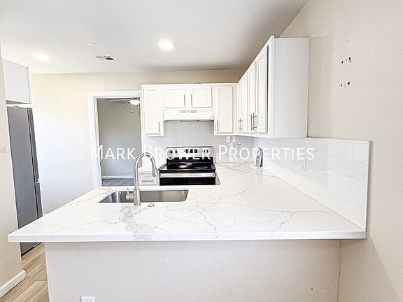 5th image of 1936 E Yale St APT C