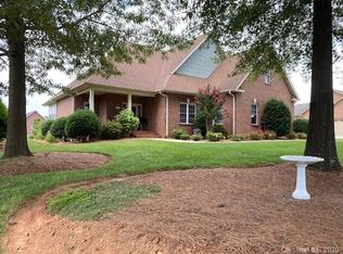 118 Winding Brook Way, Statesville, NC 28625