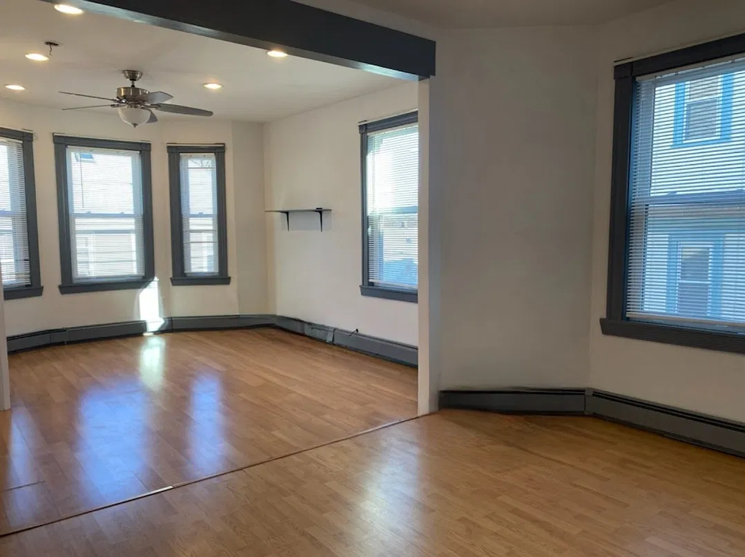 2 bed, 788 sqft, $2,600 — Photo 1