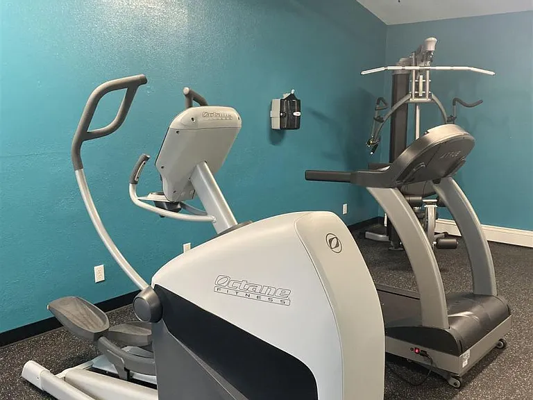 Fitness Room 6