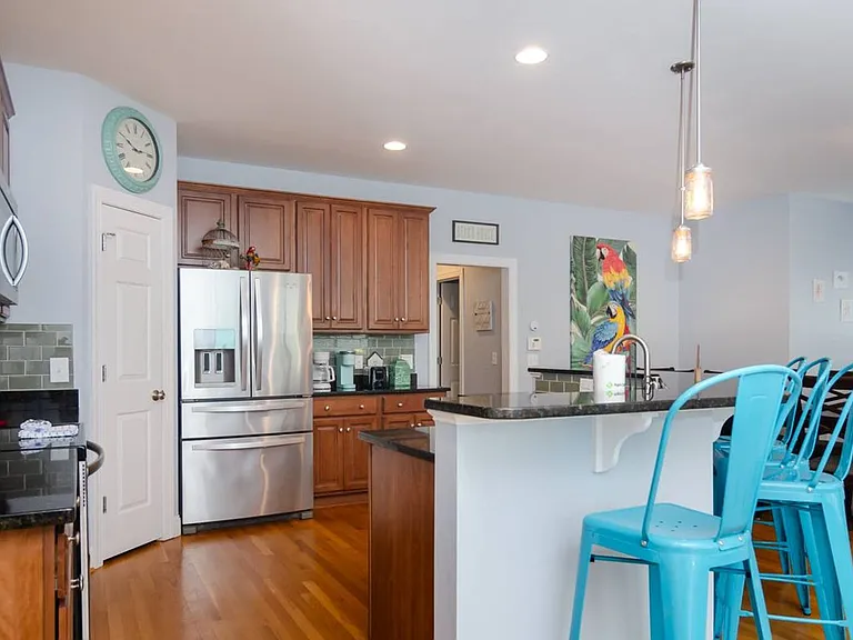 1604 Canal Dr #1 — Photo 4