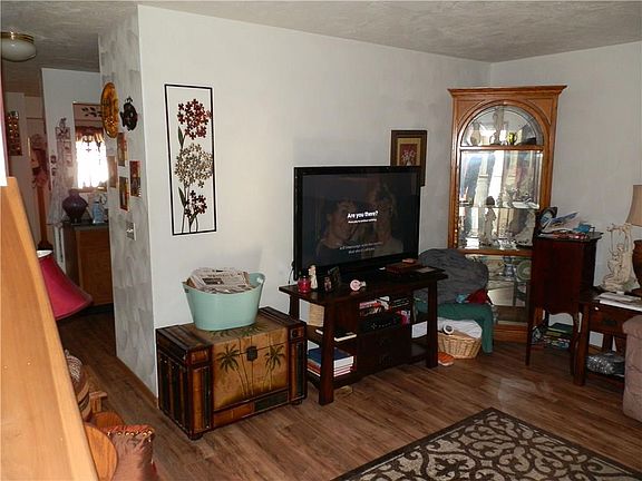 3rd image of 237 W Center St